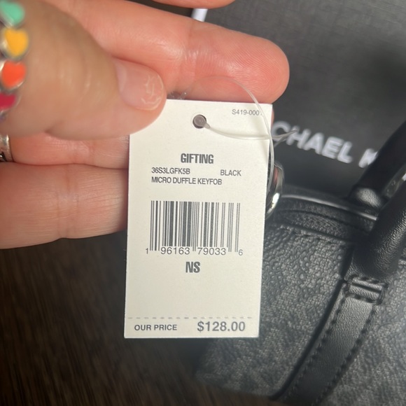 MINI MICHAEL KORS BAG CHARM... - Picture 14 of 16